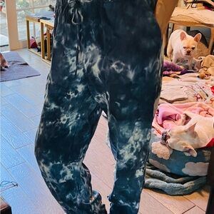Breathable Lightweight Women's Tie-Dye Joggers brand new with tags!!